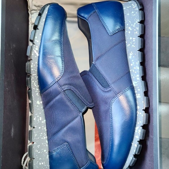 Prada slip on sneaker - Picture 4 of 4